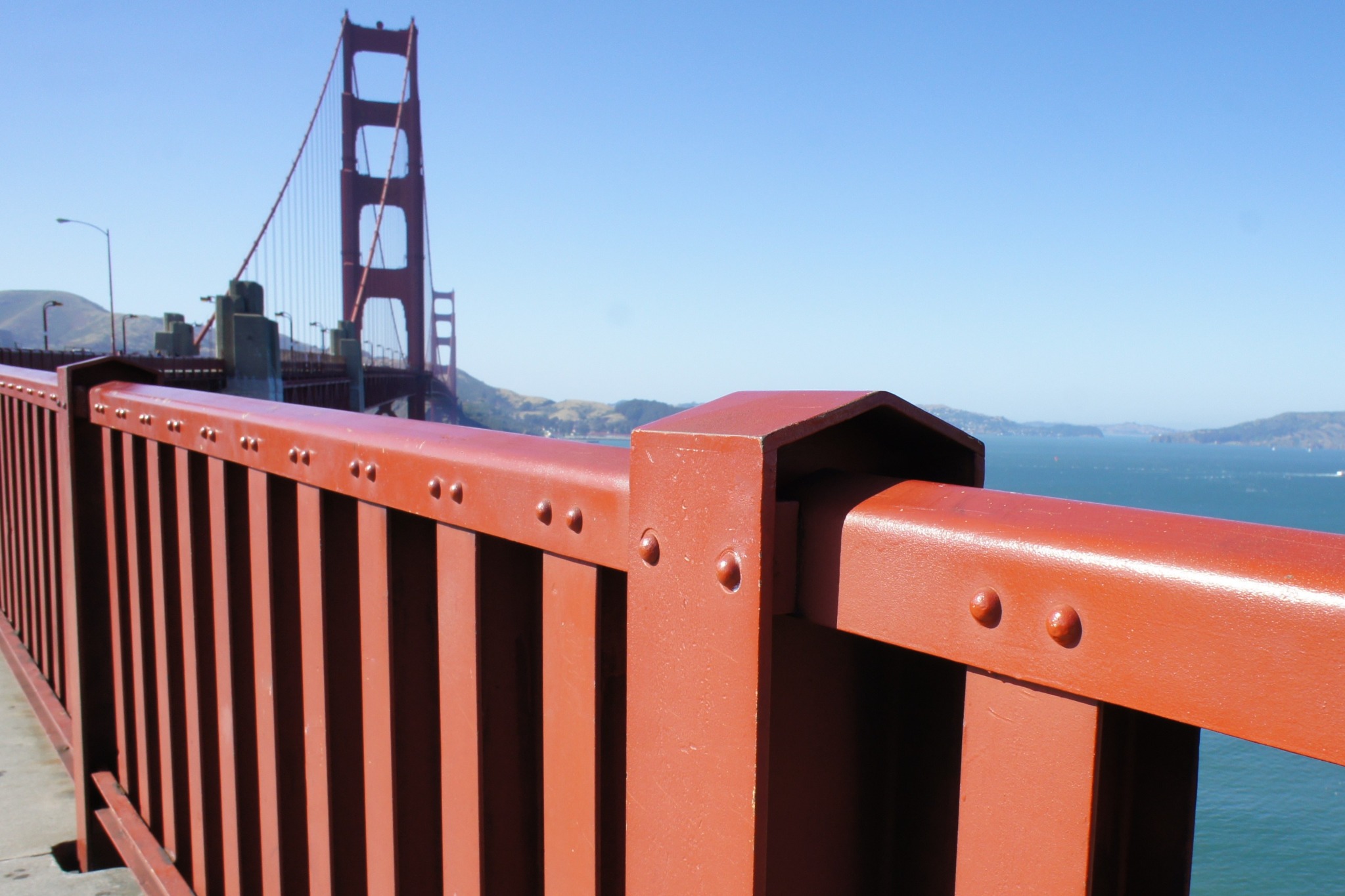 Close view of the Golden Gate Bridge pedestrian handrail